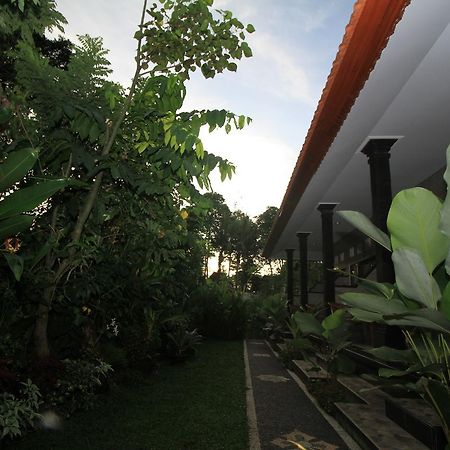 Teba Jati Guest House Ubud Exterior foto