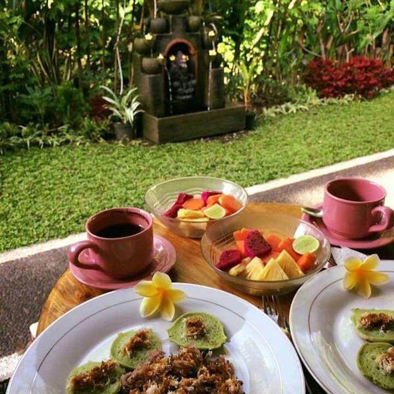 Teba Jati Guest House Ubud Exterior foto